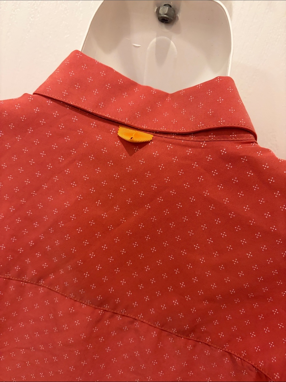 Men's Marti Kat Salmon Print Short-Sleeve Button-Down Shirt M - Picture 6 of 9